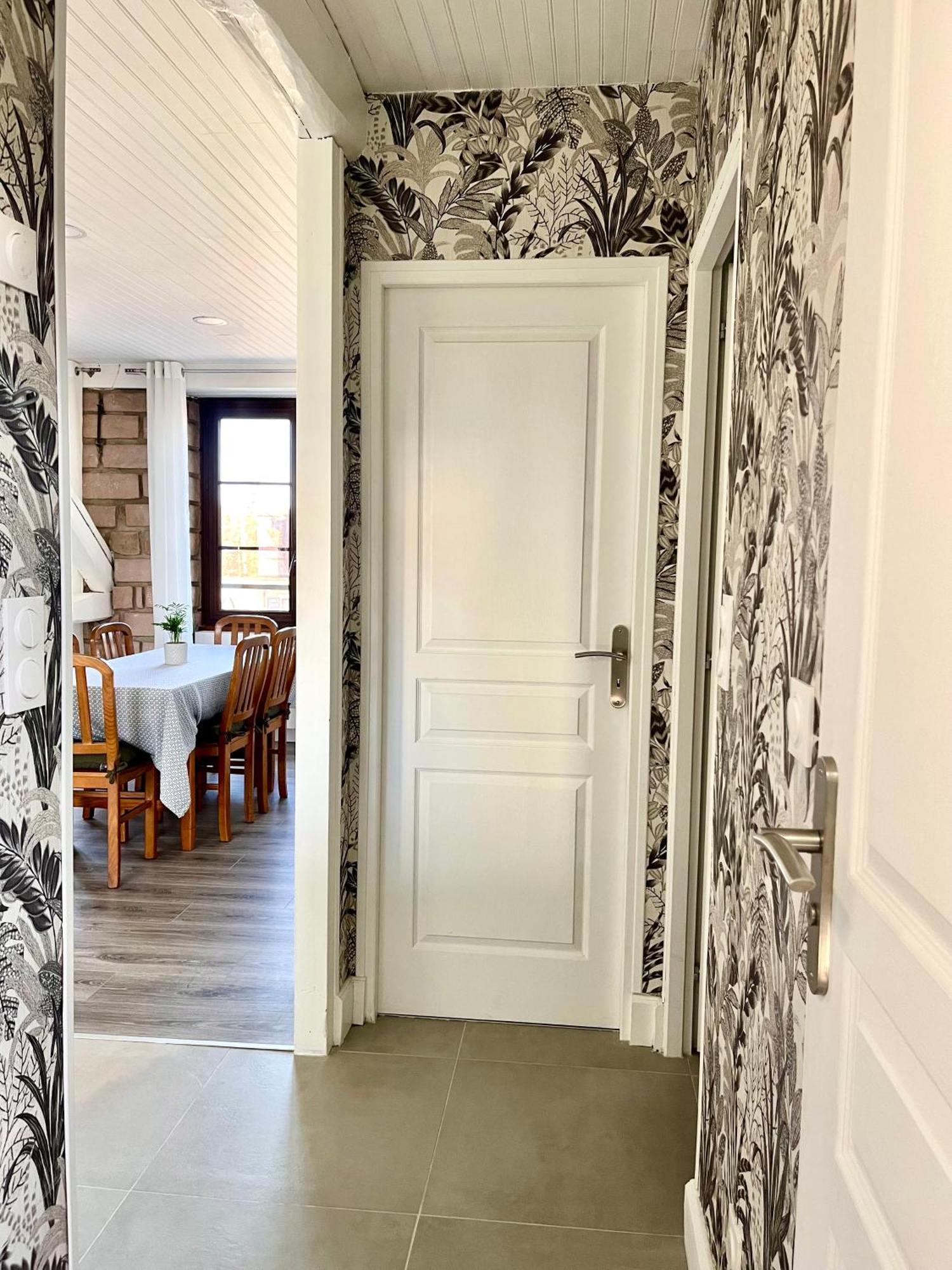 Appartement En Plein Centre Ville 밀리 라 포레 외부 사진
